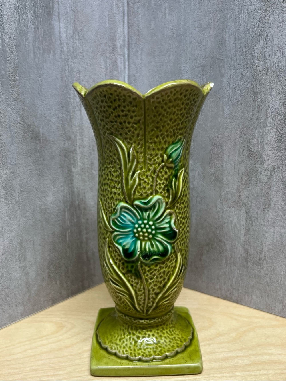Vintage MCM Royal Sealy Japan Green Floral Embossed Vase